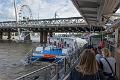 Nebst Bussen und der Tube gibt es auch die Thames Clipper, ein Flußbussystem, mit dem man vor allem schnell große Distanzen zurücklegen kann.